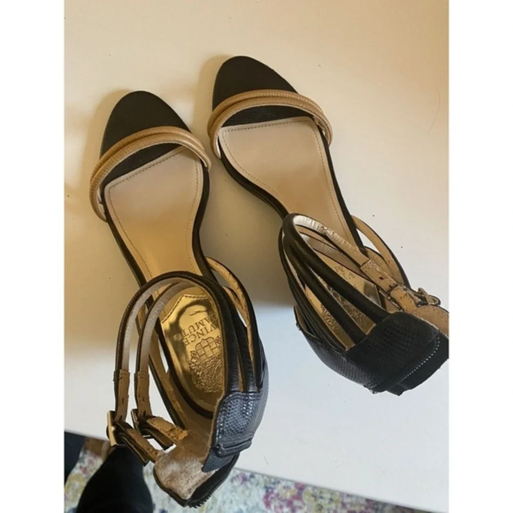 Vince‎ Camuto Black And Tan Wedge Heels Size 10